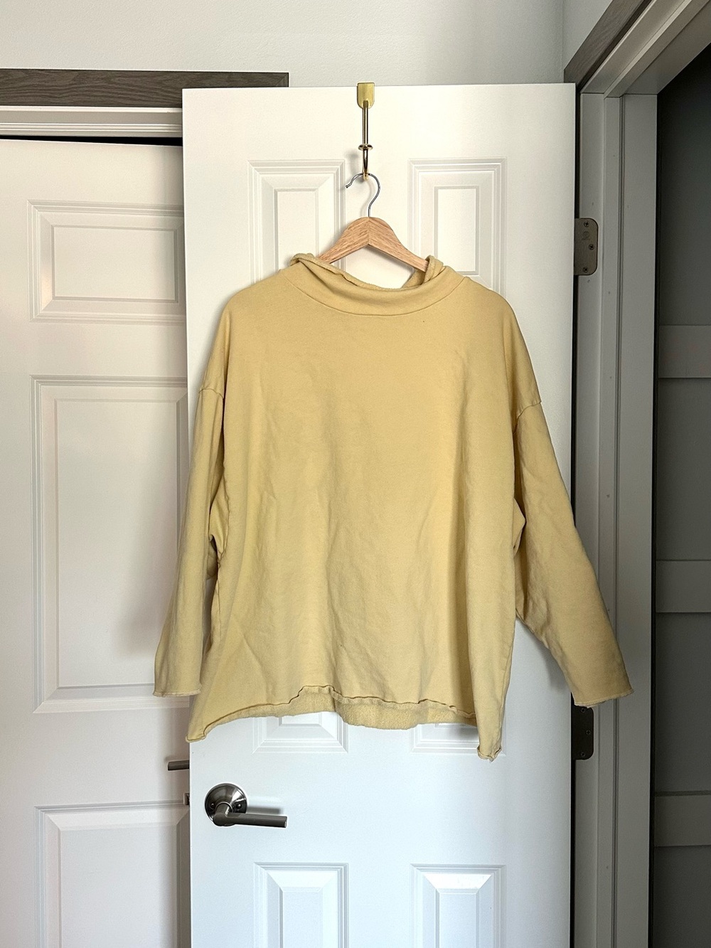 Honeydove Vintage size 2 yellow mockneck